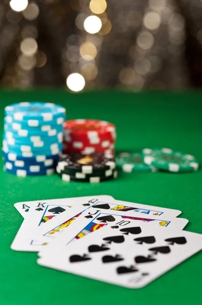 kediri toto platform showing football, live dealer, and slot games